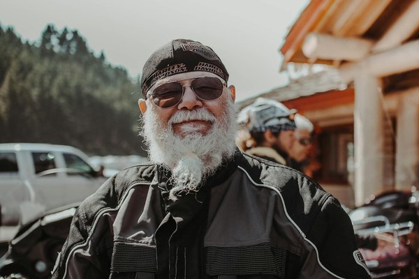 Mastering the Art of Sealing Punctures: A Step-by-Step Guide for Tubeless Tires on Your KTM 790 Adventure